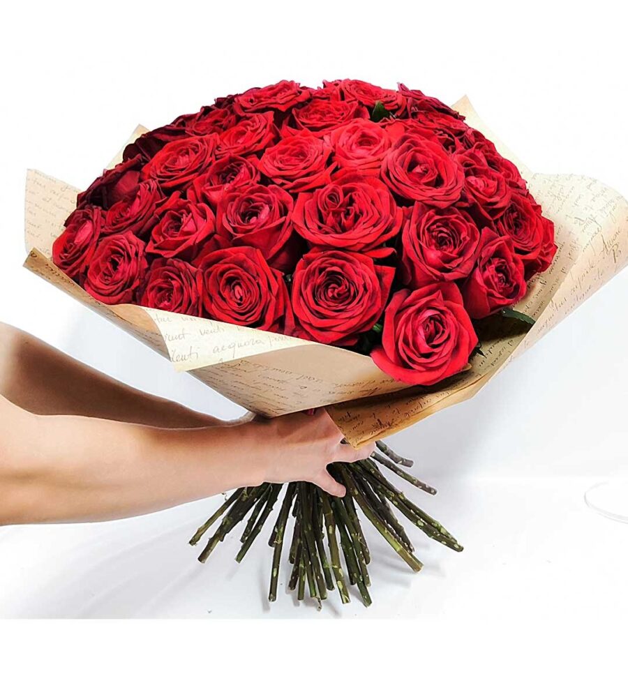 luxusná kytica červených ruží