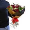 kytica červených ruží a Ferrero
