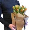 Oranžové tulipány Palid — 21× oranžový tulipán v dekoračnej taške