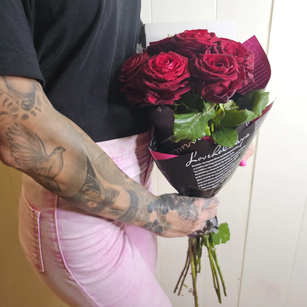 Flower delivery Narad
